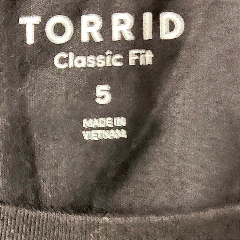NWT Torrid Skull Books Jersey Crew Tee 5X - Picture 10 of 10